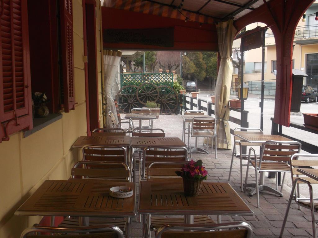Hotel Le Miramonti Танд Экстерьер фото