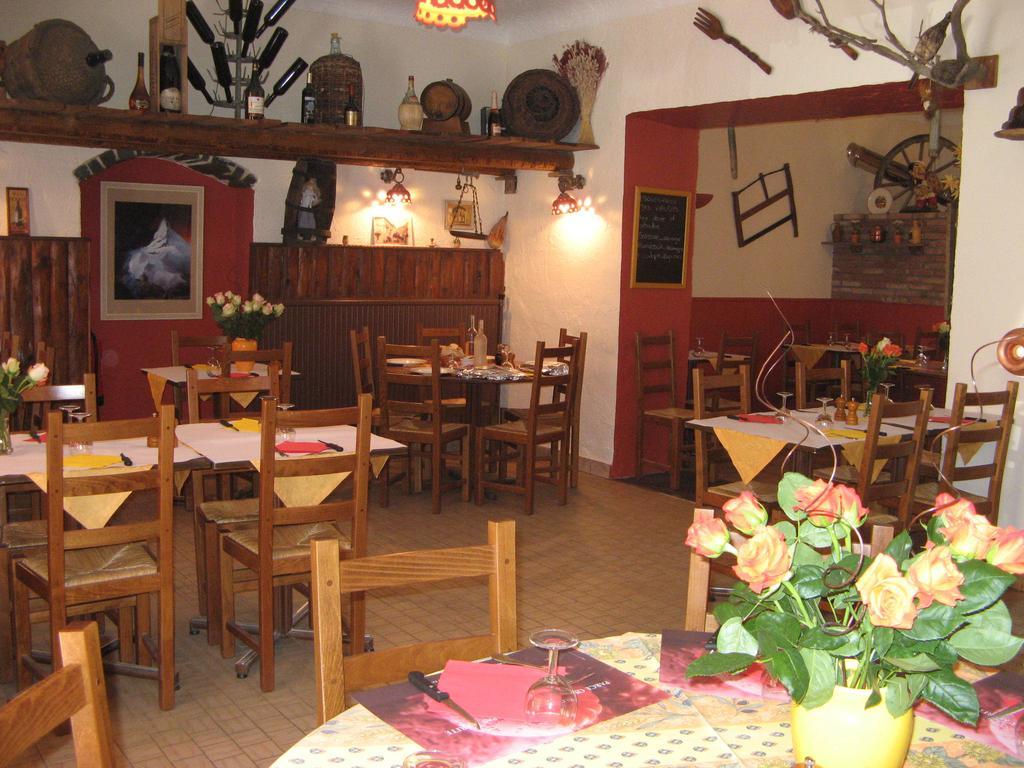Hotel Le Miramonti Танд Экстерьер фото